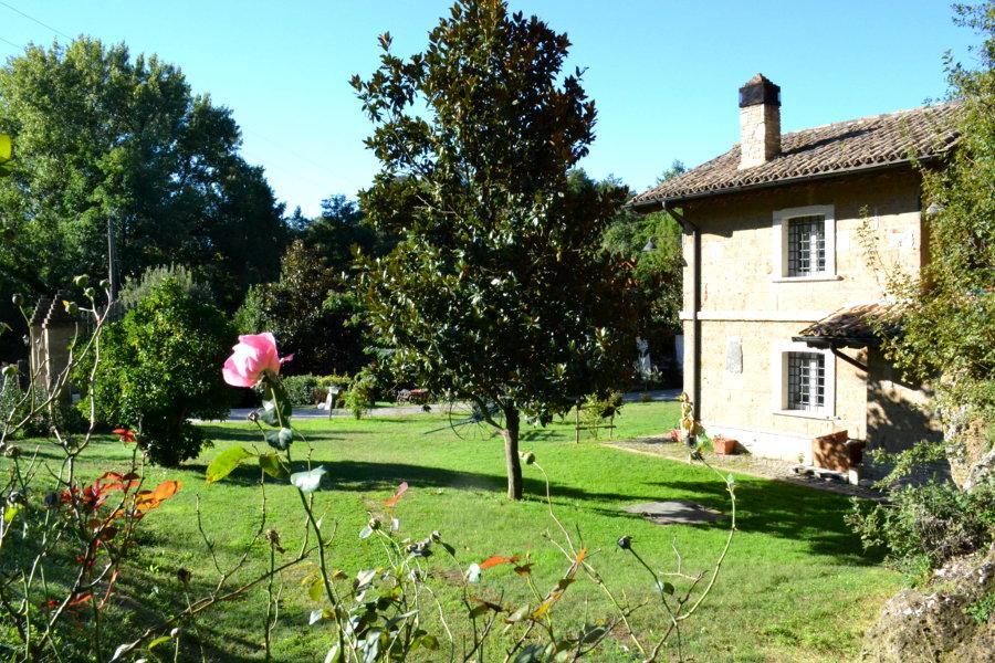 Agriturismo La Sorgente Di Nepi 호텔 외부 사진